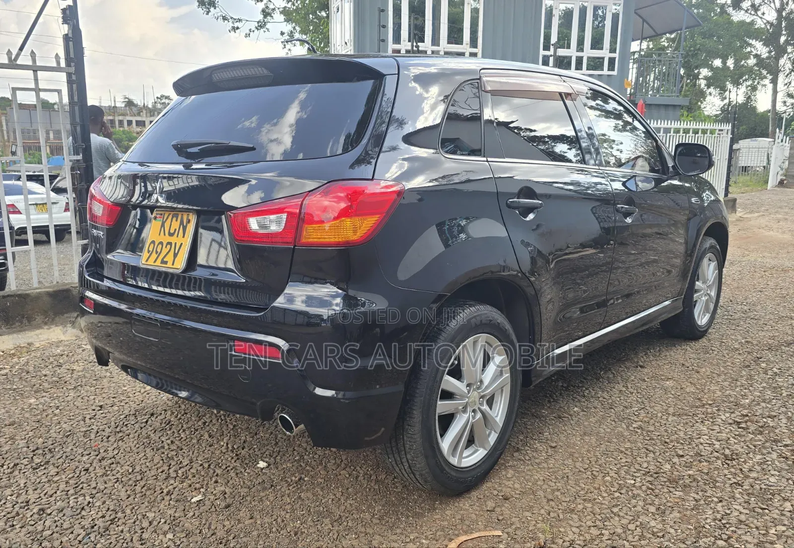 Mitsubishi RVR 2010 Black