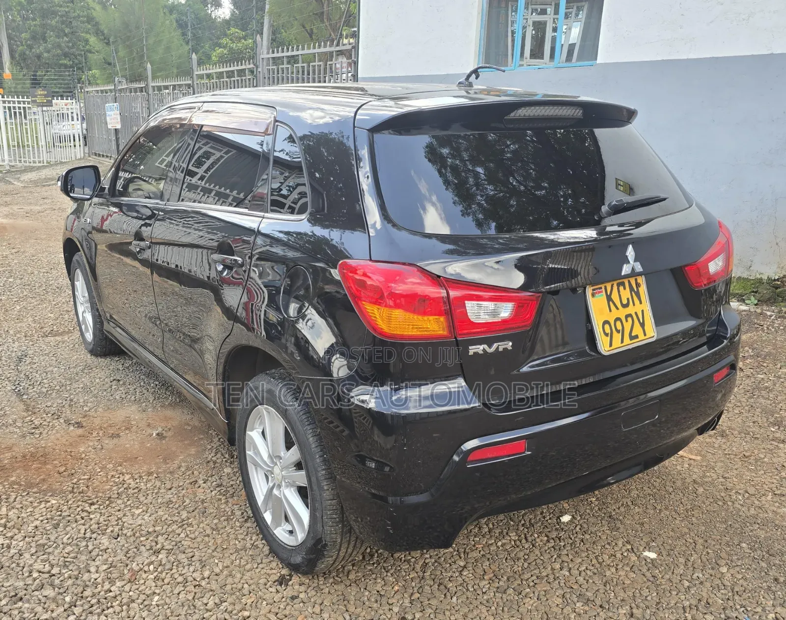 Mitsubishi RVR 2010 Black