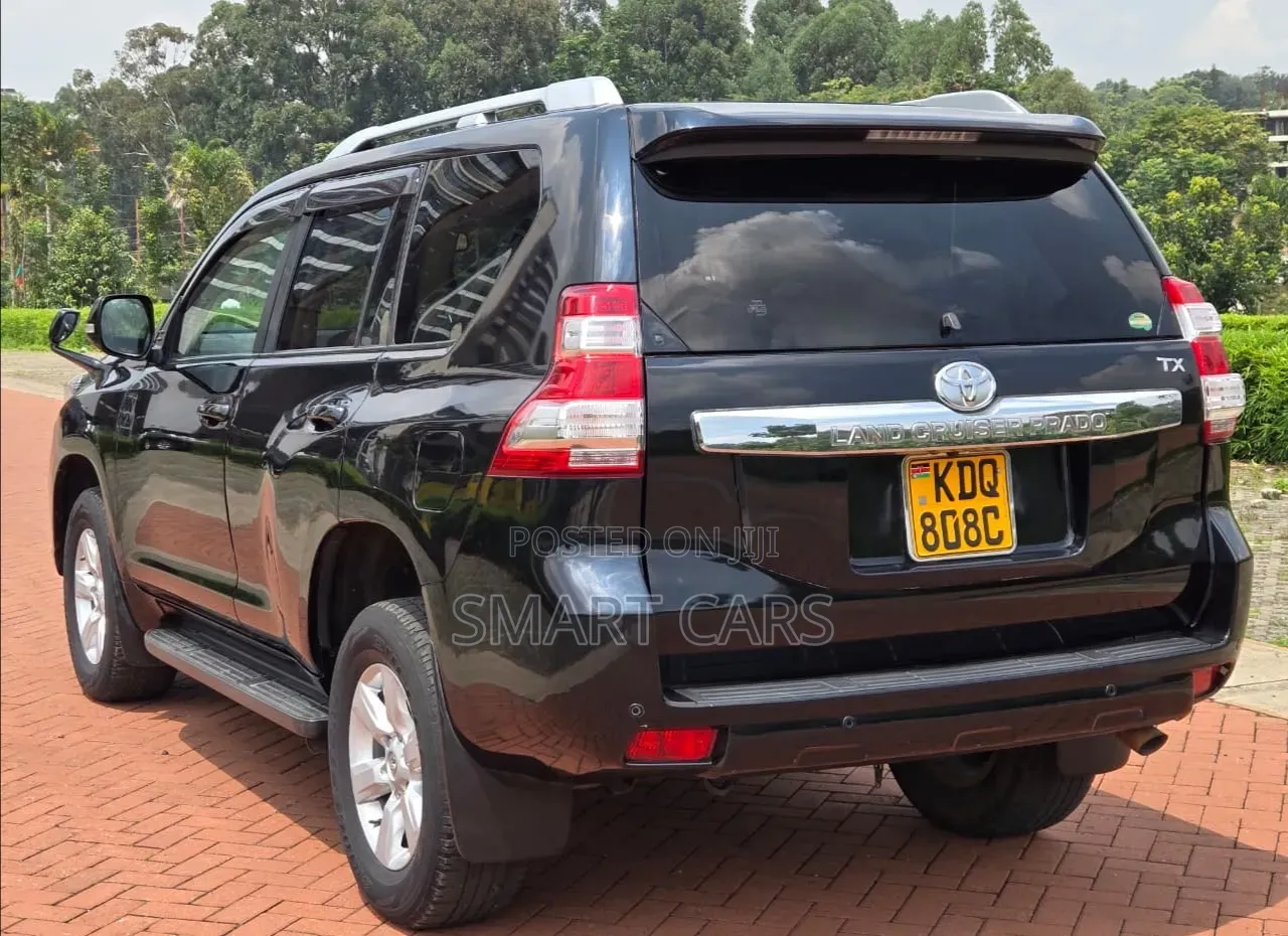 Toyota Land Cruiser Prado 2016 Black