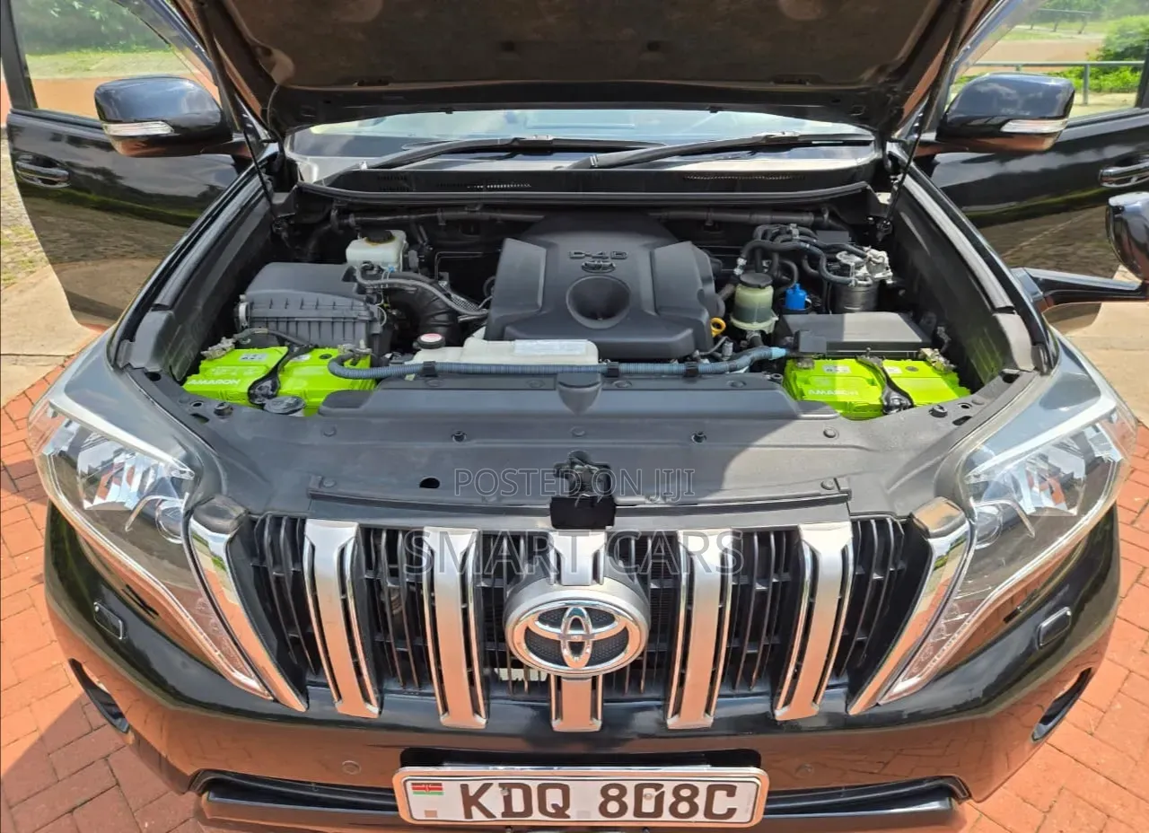 Toyota Land Cruiser Prado 2016 Black
