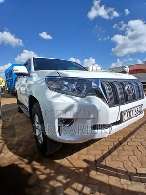 Toyota Land Cruiser Prado 2012 White