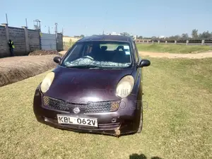Nissan March 2003 Maroon
