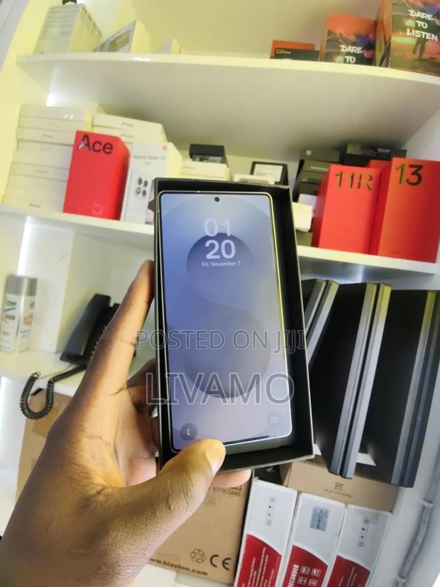 Samsung Galaxy S25 Ultra 256 GB Silver - thumbnail 2