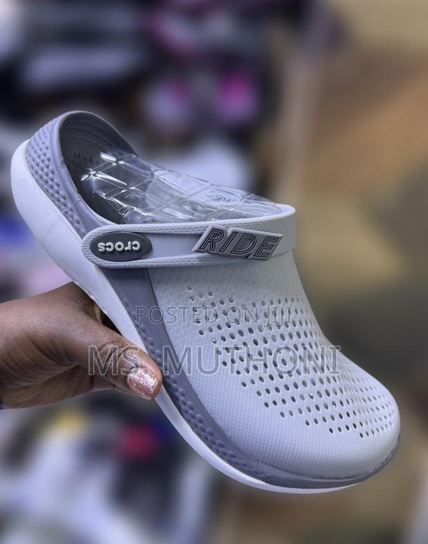 Quality Lightweight, Soft, Breathable Crocs Size 40-45 - thumbnail 5