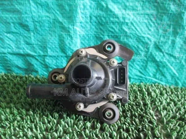 Toyota 2az Hybrid Water Pump.