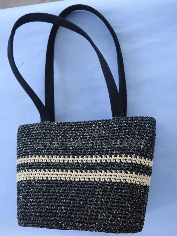 Medium Crotcheted Bag - thumbnail 5