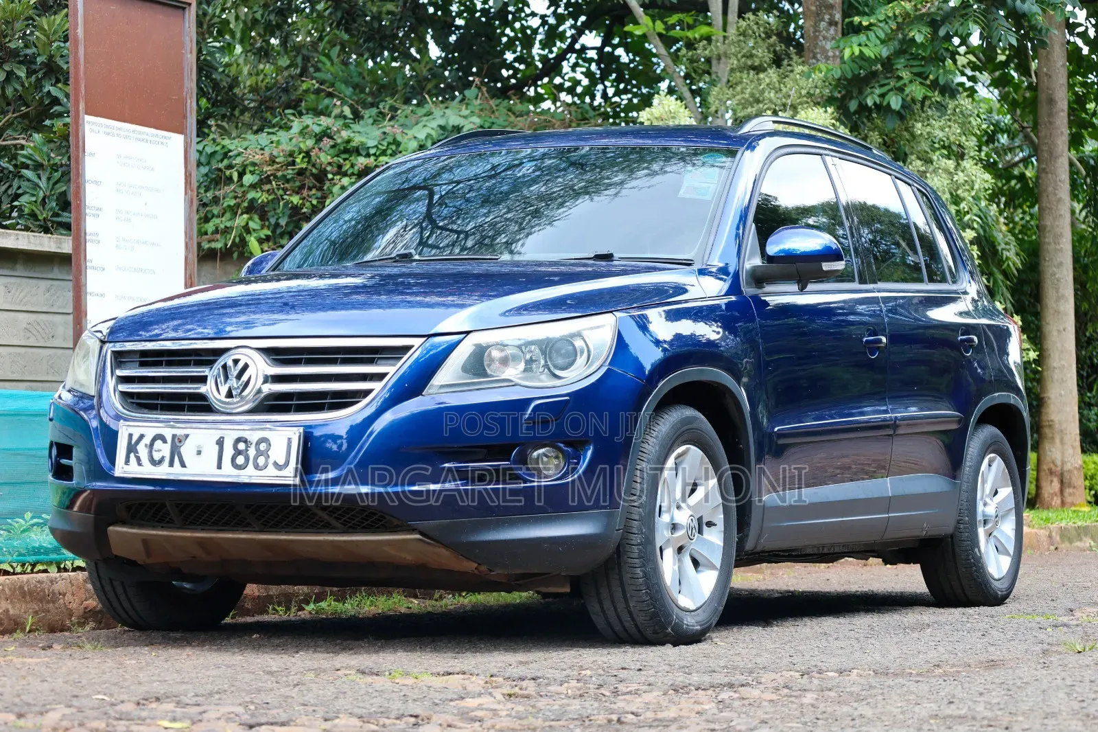Volkswagen Tiguan 2009 Blue