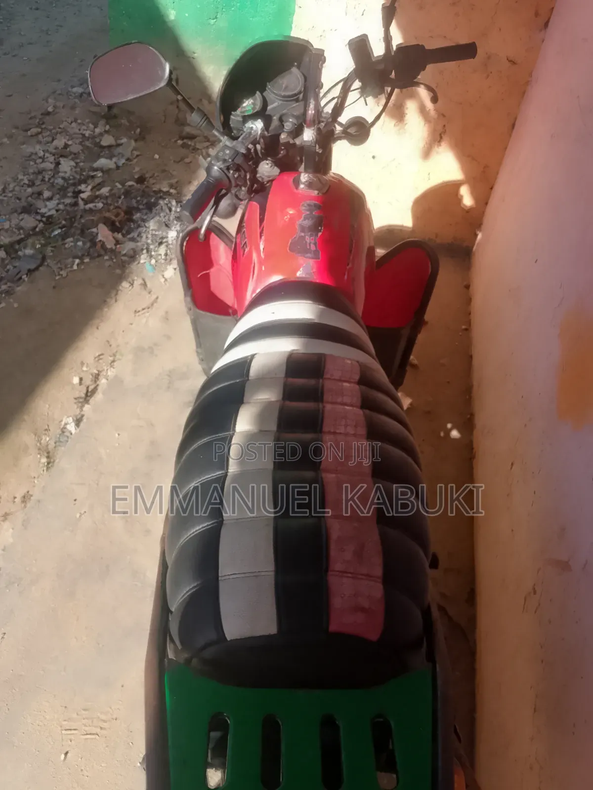 Bajaj Boxer 150 UG 2021 Red