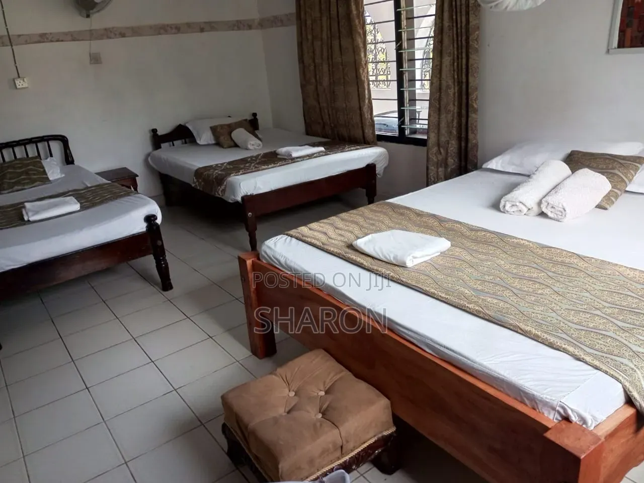 4 Bedroom Beach Cottage