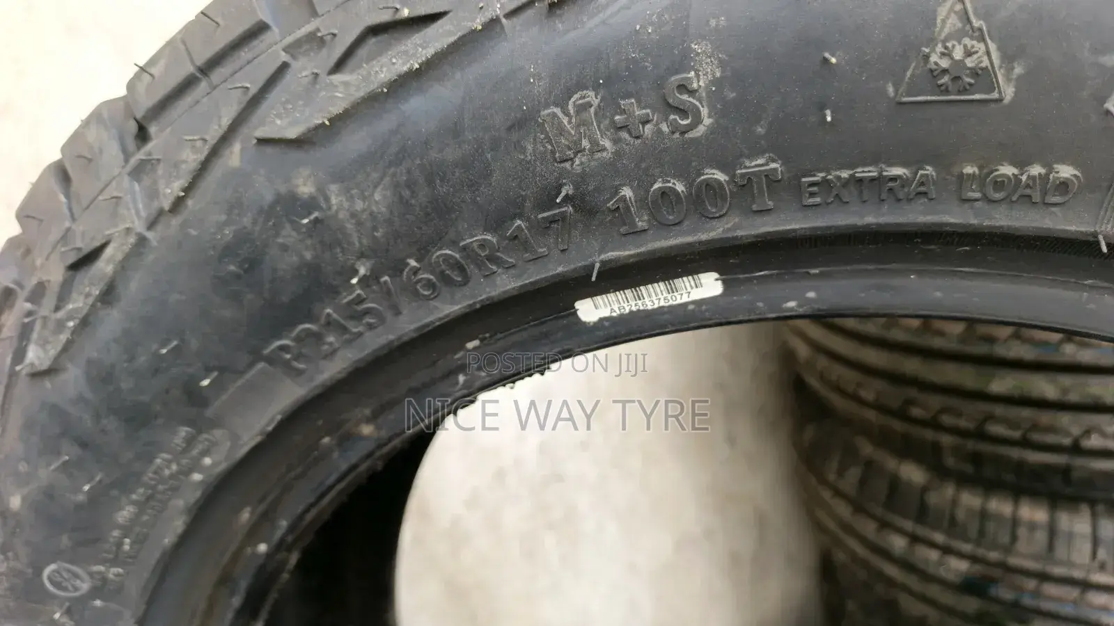 215/60r17 Comforser a/T