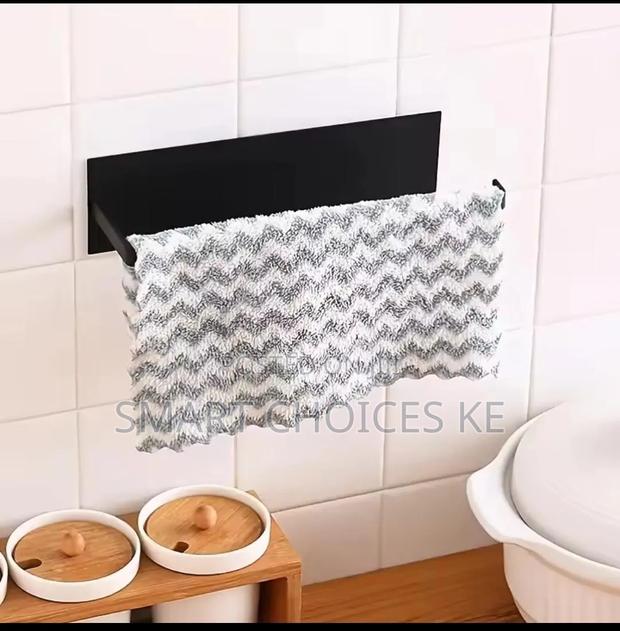 Multipurpose Wide Base Paper Towel Holder - thumbnail 2