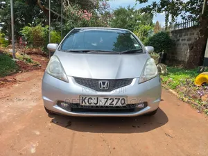 Honda Fit Automatic 2010 Silver