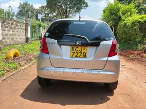 Honda Fit Automatic 2010 Silver
