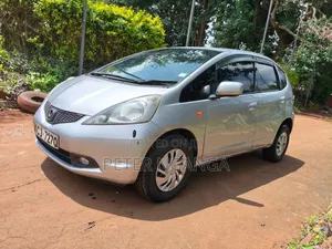 Honda Fit Automatic 2010 Silver