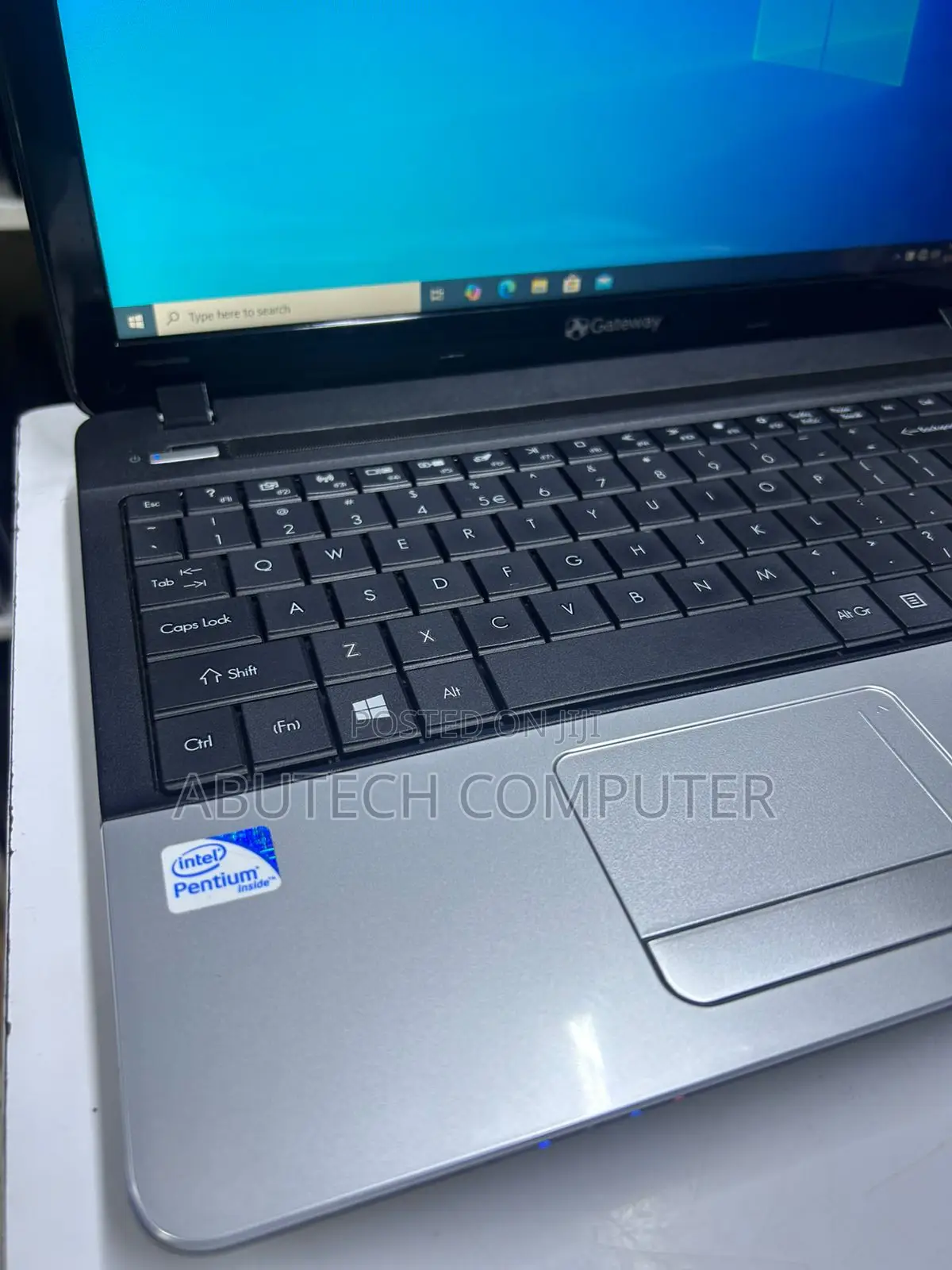 Laptop Gateway GWTC116-1 4GB Intel Celeron SSD 500GB