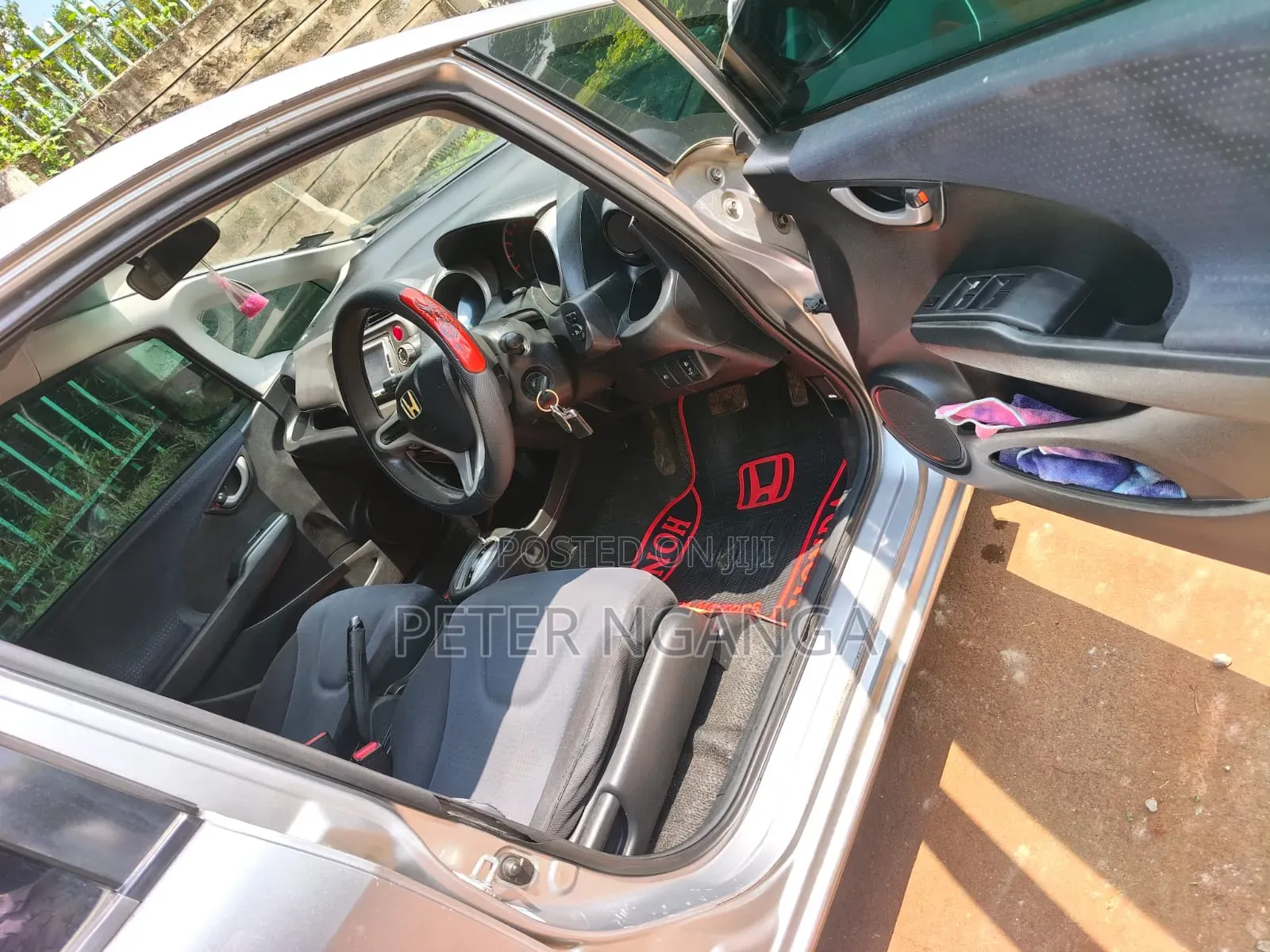 Honda Fit Automatic 2010 Silver