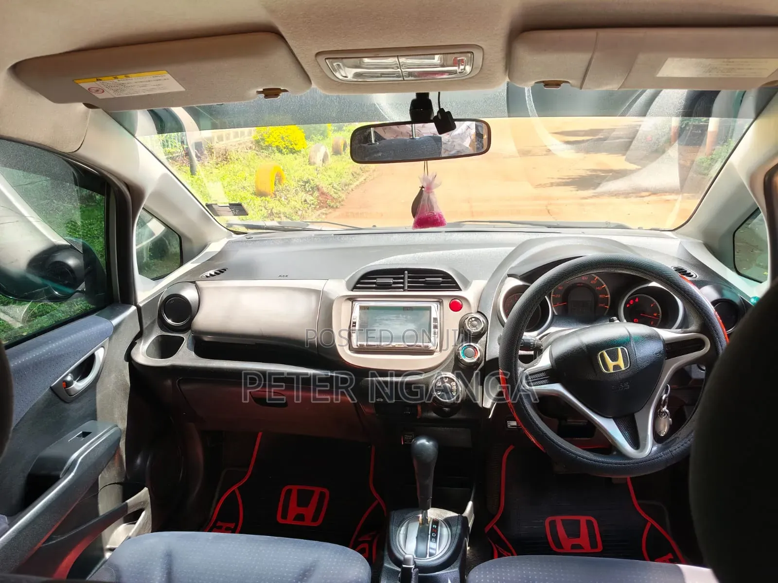Honda Fit Automatic 2010 Silver