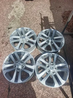 Original Rim Size 17 Inch Set for Nissan.