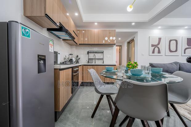 Airbnb 2br Riverside Apartment With Serenity Modern Comfort. - thumbnail 5