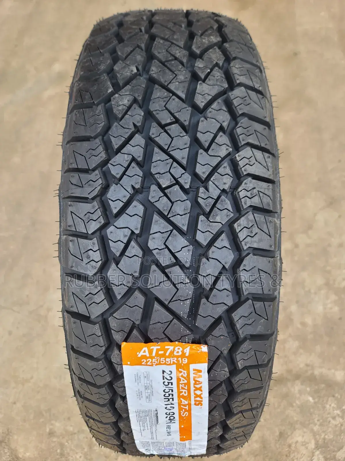 225 /55 R19 Maxxis Tyres 99h Razr a/T781 All-Terrain