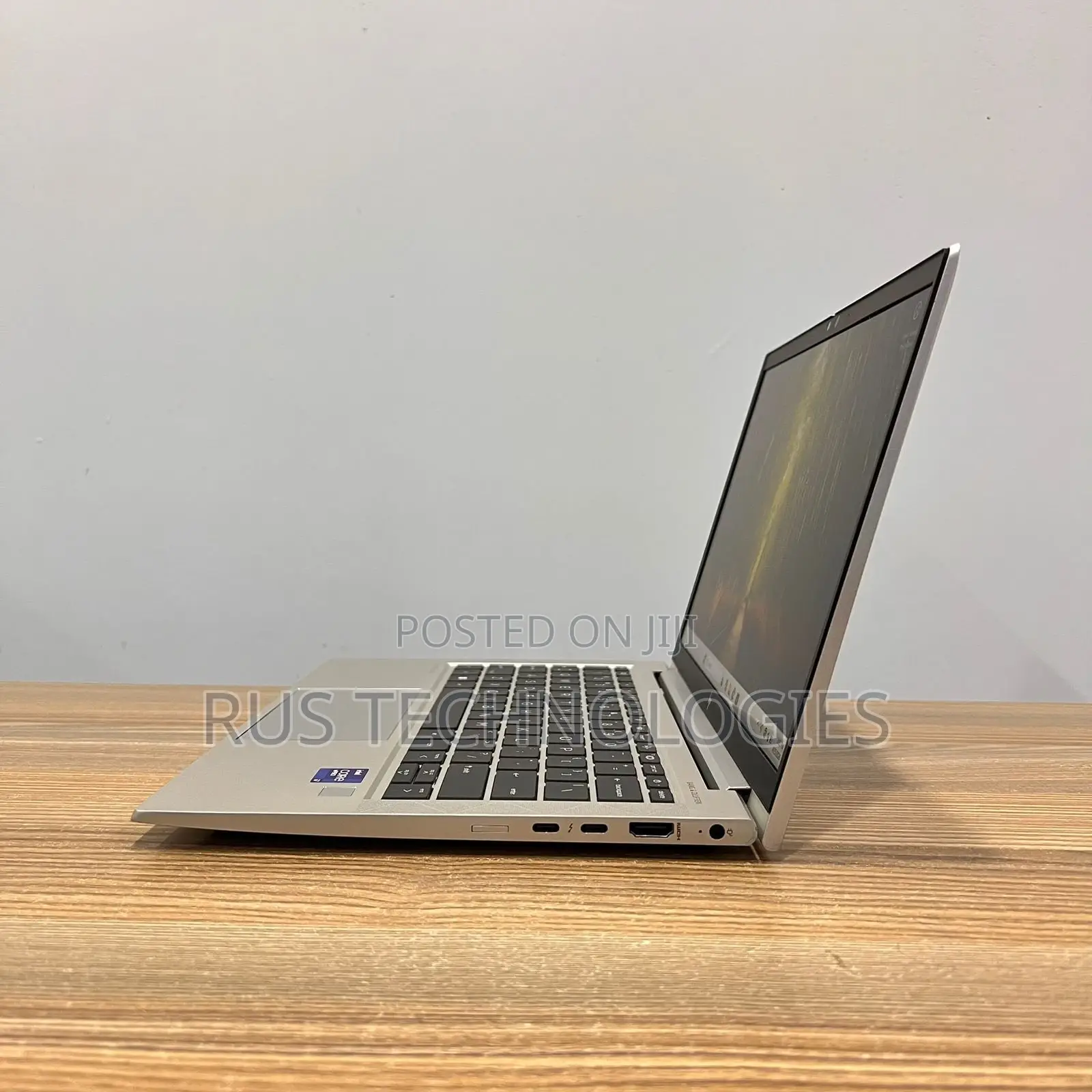 Laptop HP EliteBook 830 G8 16GB Intel Core i7 SSD 512GB