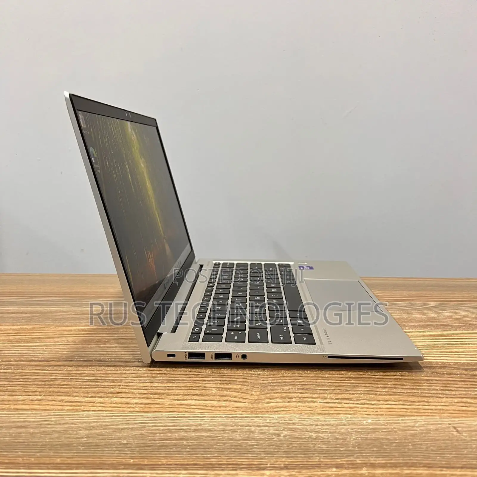 Laptop HP EliteBook 830 G8 16GB Intel Core i7 SSD 512GB