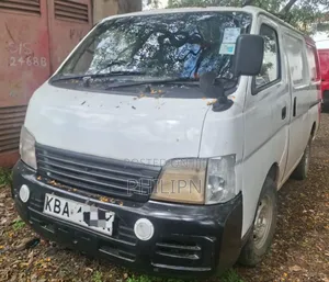 Nissan Caravan 2003 White