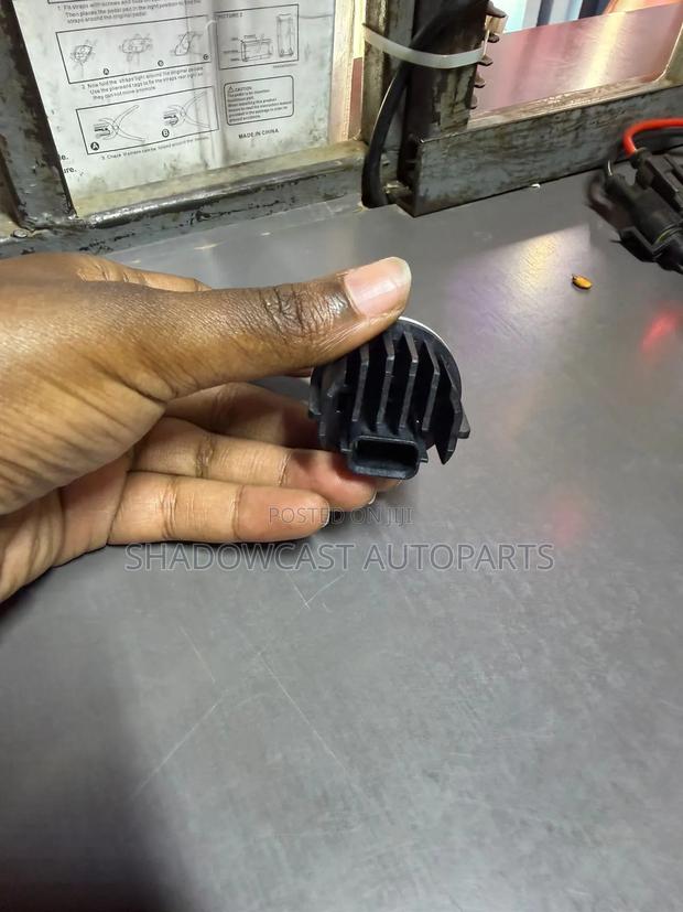 Prado 15, Hilux Brake Light - thumbnail 5
