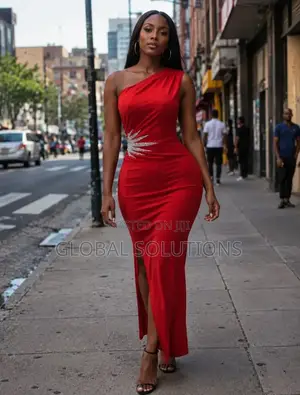 Elegant Bandage Dresses With a One-Shoulder Neckline