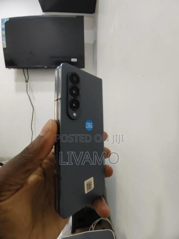 Samsung Galaxy Z Fold4 256 GB Green - thumbnail 5
