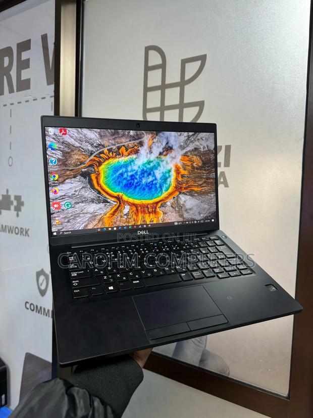 New Laptop Dell Latitude 7390 8GB Intel Core i5 SSD 256GB