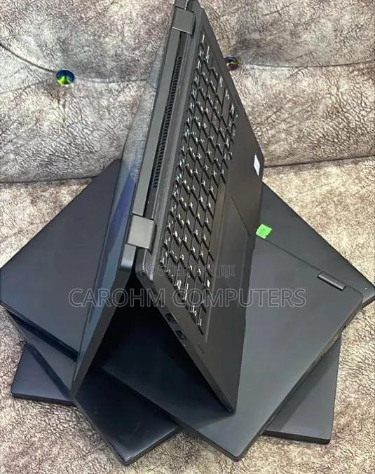 New Laptop Dell Latitude 7390 8GB Intel Core i5 SSD 256GB - thumbnail 4