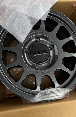 Size 17 Landcruiser Offset Method Rims