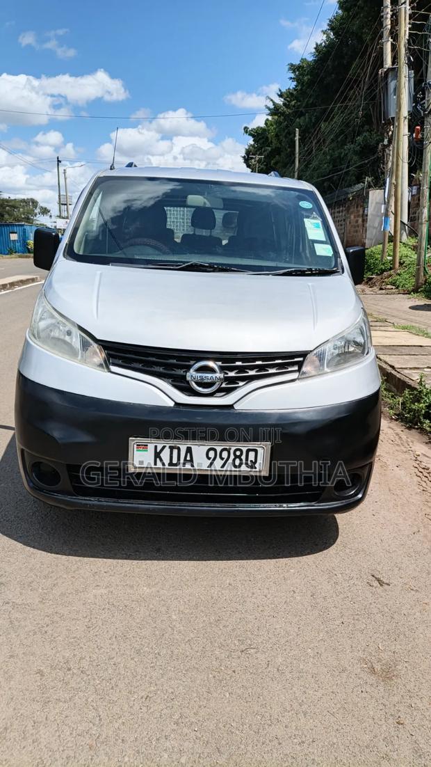 Nissan NV200 2014 Silver