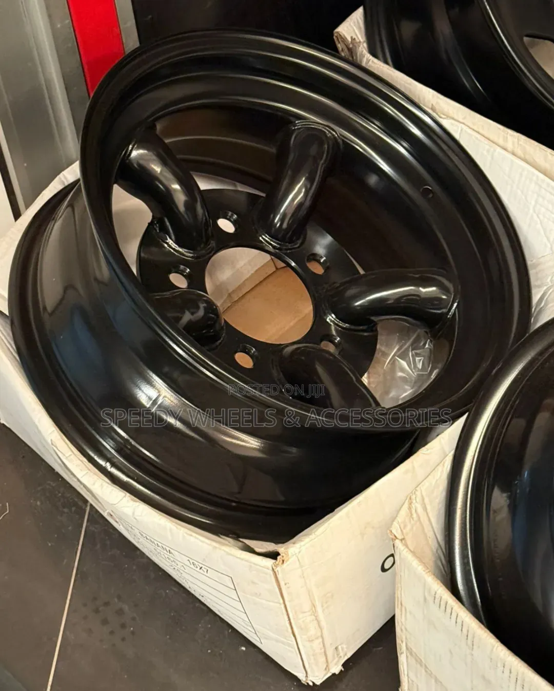 Landcruiser Banana Offset Rims 16inch