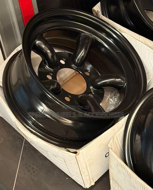 Landcruiser Banana Offset Rims 16inch