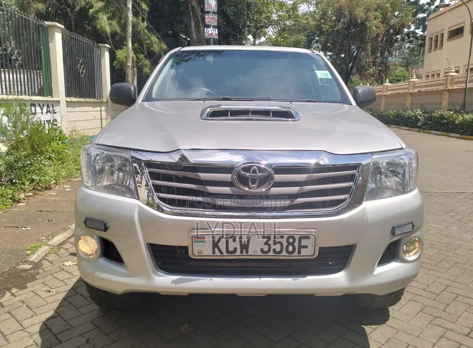 Toyota Hilux 2014 Silver