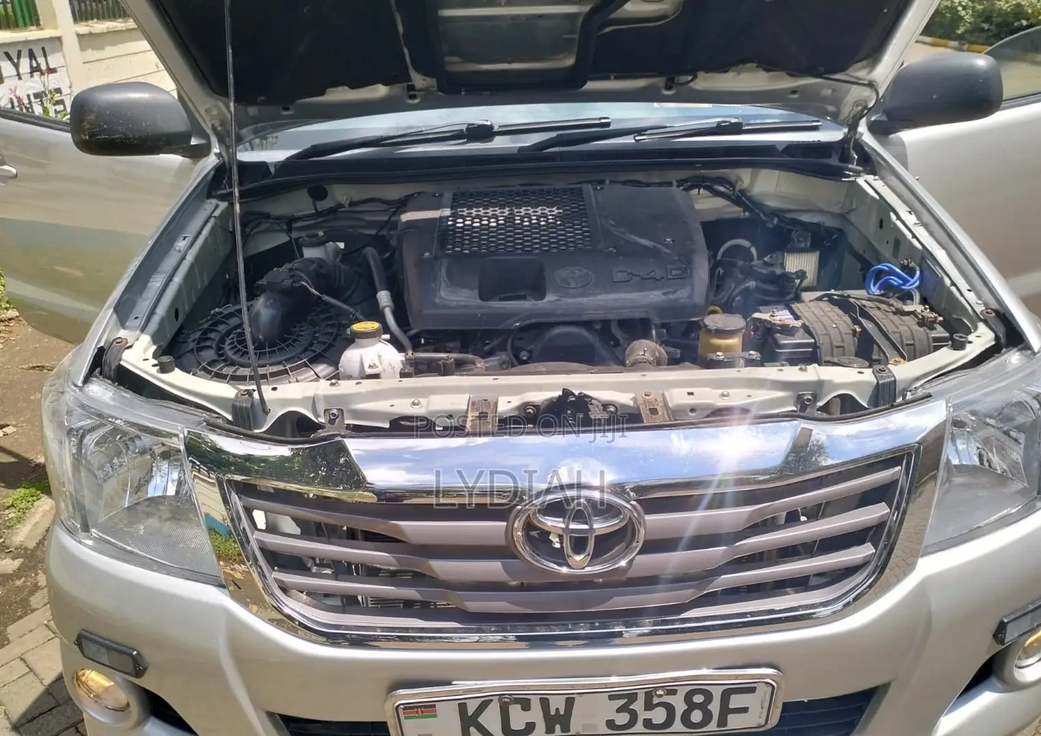 Toyota Hilux 2014 Silver