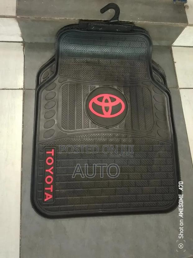 5pcs Toyota Floor Mats Heavy Duty – Universal Car Interior Carpet Mats