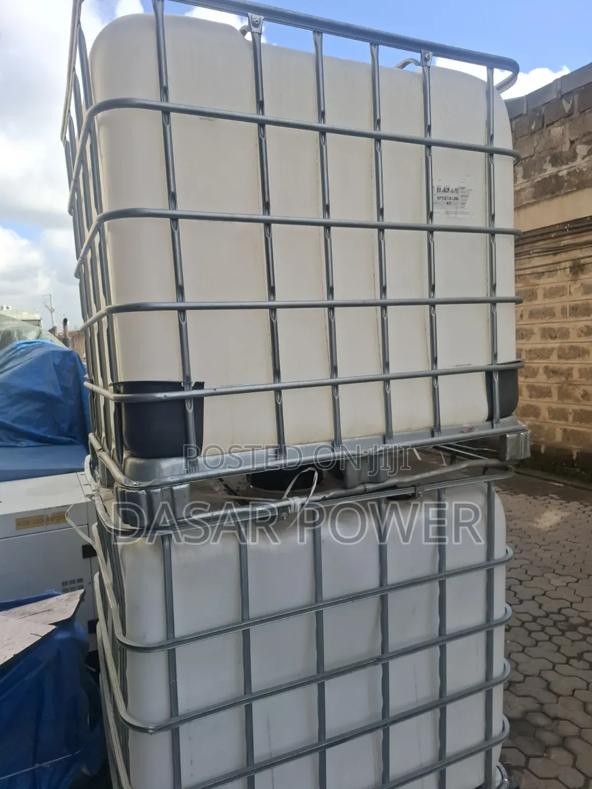Caged Tanks 1000litres