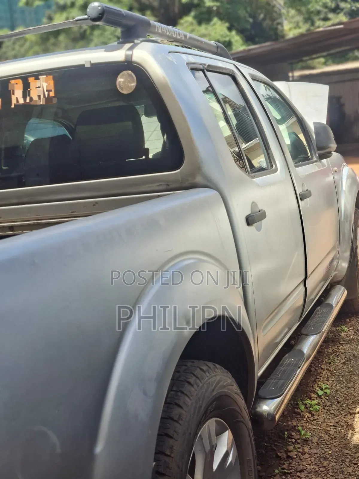 Nissan Navara 2011 Silver
