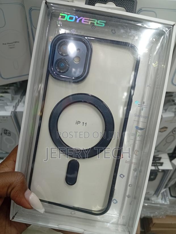 iPhone 11 With a Black Electroplated Frame Case - thumbnail 2