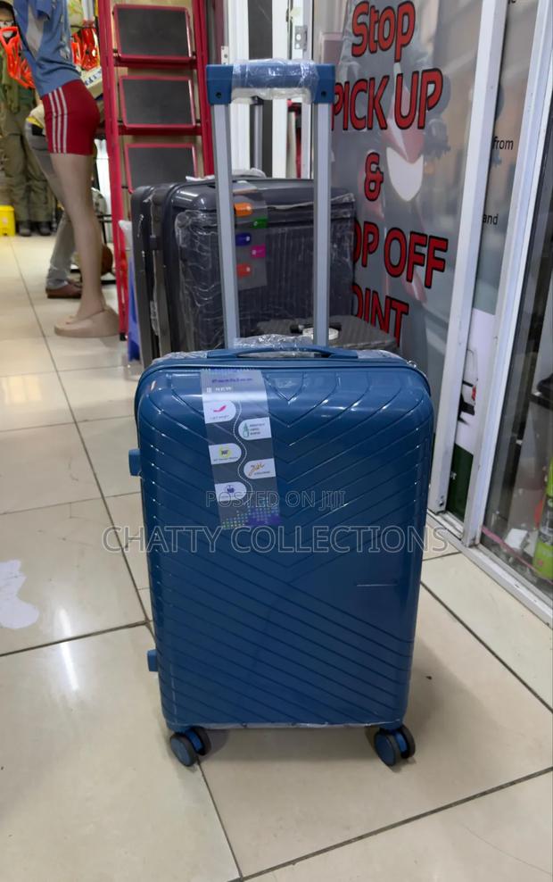 Navy Blue Medium Size Rubber Unbreakable Rubber Suitcase 57cm - thumbnail 2