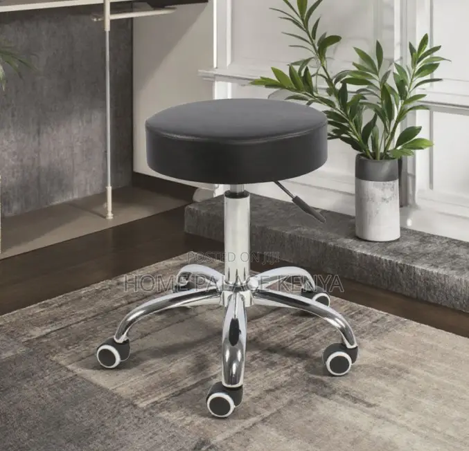 Bar Stool: Revolving Swivel Bar Stool With Wheels