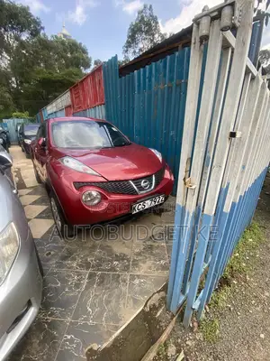 Nissan Juke S 2012 Maroon