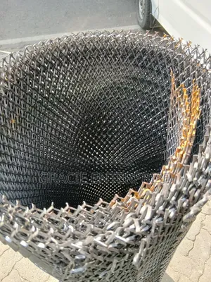 Strand Mesh/ Expandable Metal