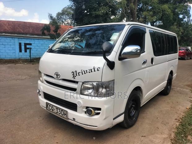 Toyota HiAce 2011 White - thumbnail 5