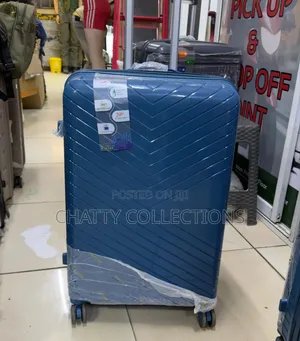 63 Cm Navy Blue Large Size Rubber Unbreakable Rubber Suitcase