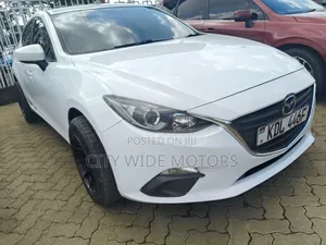 Mazda Axela 2015 White