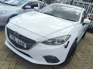 Mazda Axela 2015 White